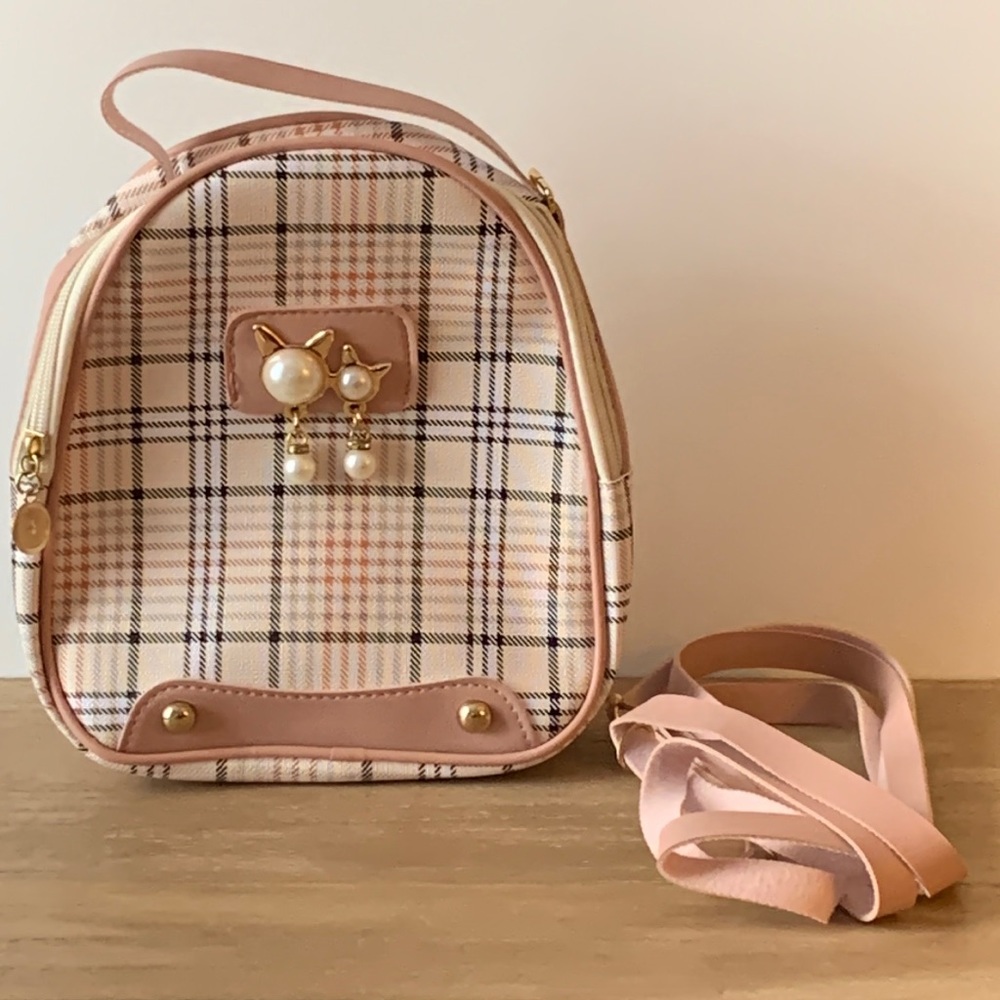 Cute cat purse with strap change to backpack